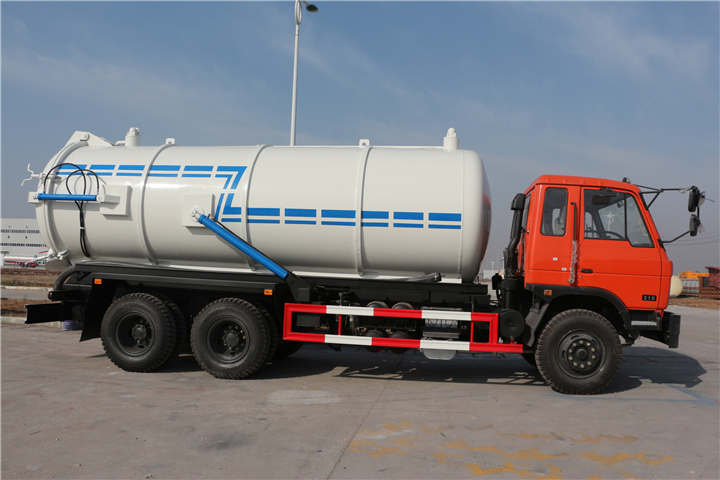 東風(fēng)153（16方）吸污車(chē)