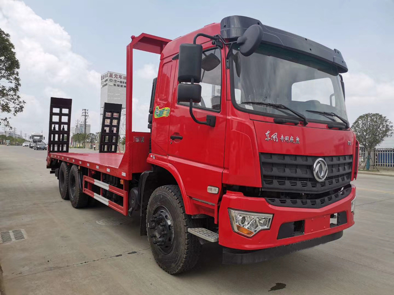 東風(fēng)D3V后八輪平板拖車(chē)