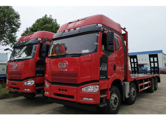 【國(guó)六】解放J6前四后八平板車(chē)