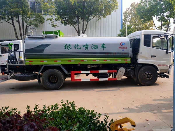 國六14噸東風(fēng)天錦灑水車