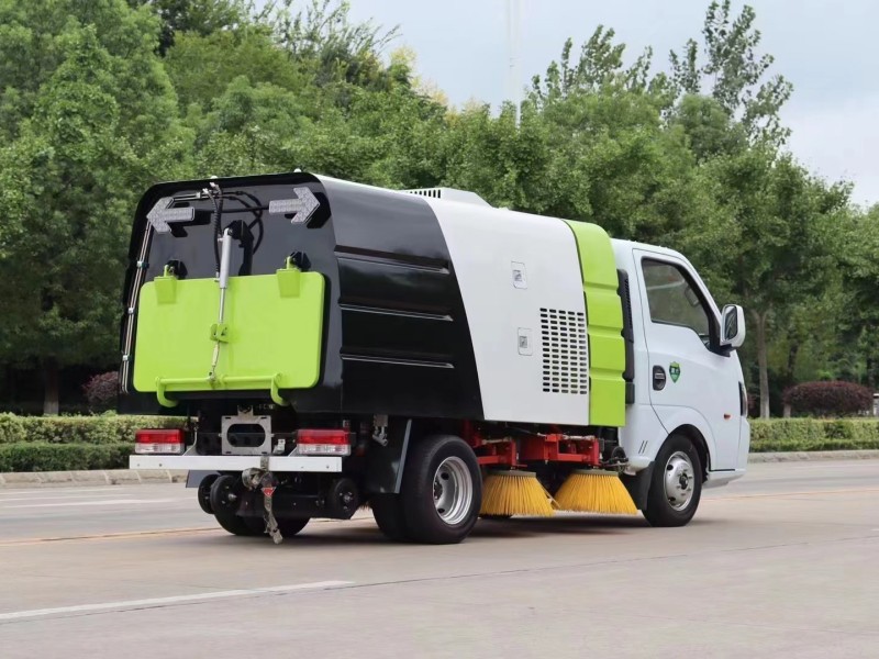 東風(fēng)途逸藍牌掃路車
