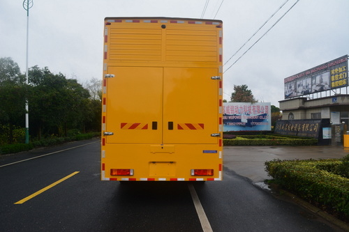 東風天龍前四后八應(yīng)急電源車